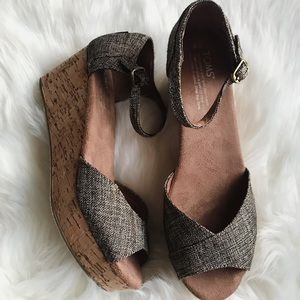 Toms Wedge Platform Sandal